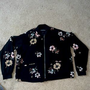 Who What Wear: Bomber Style Floral Jacket Size L